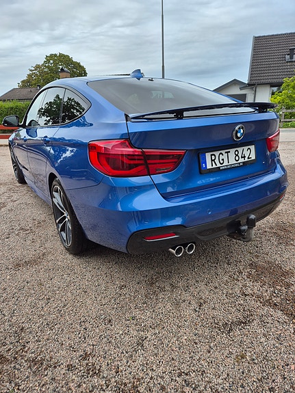 BMW 320d 4 of 14