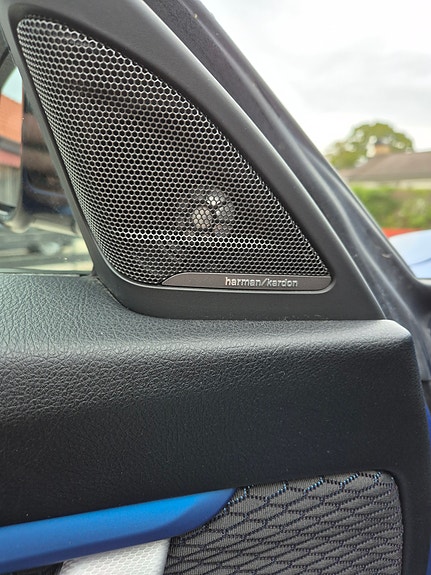 BMW 320d 8 of 14