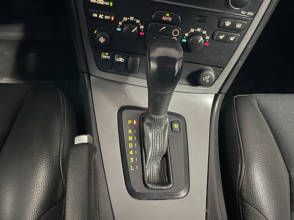 Volvo V70 11 of 20