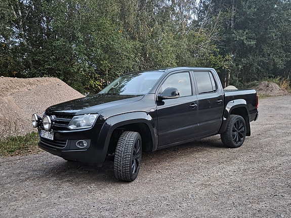 Volkswagen Amarok 3 of 8