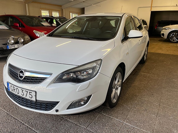 Opel Astra 6 of 22