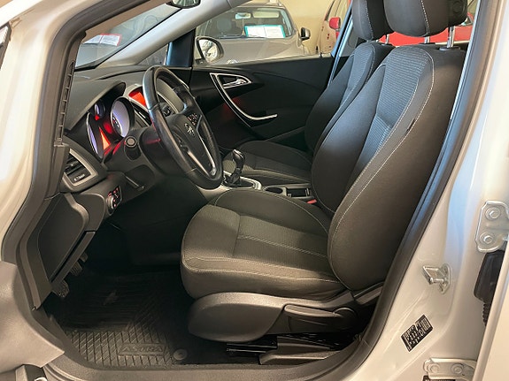 Opel Astra 10 of 22