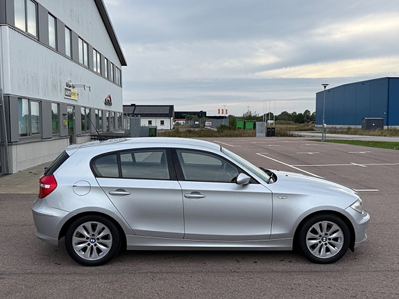 BMW 116i 6 of 8