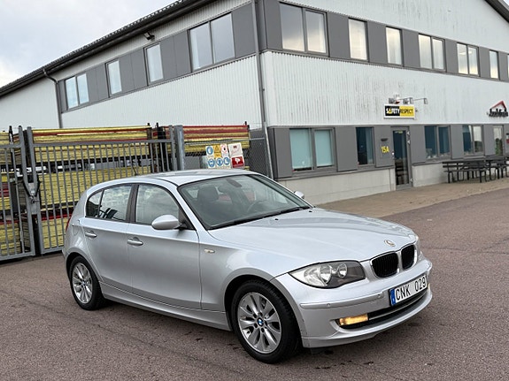 BMW 116i 7 of 8