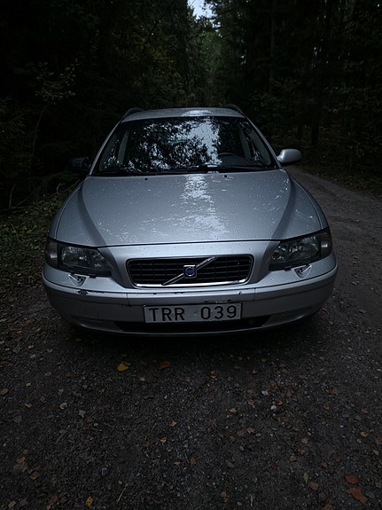Volvo V70 8 of 8