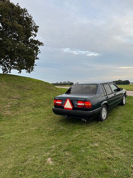 Volvo 940 4 of 28