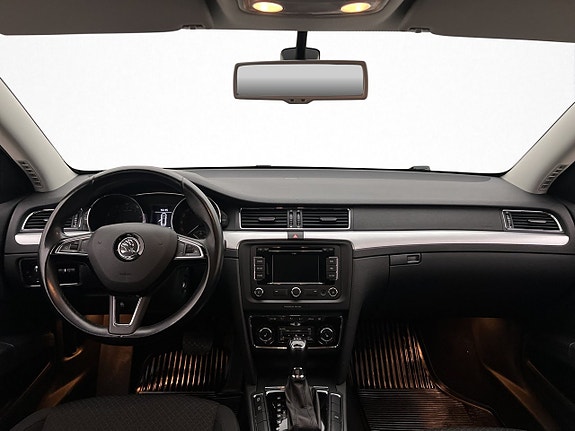 Skoda Superb 14 of 27