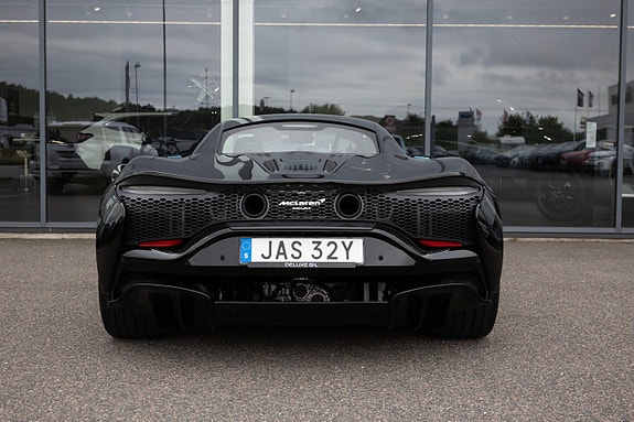 McLaren Artura 7 of 18