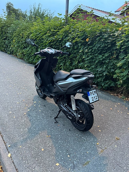 Yamaha Aerox 2-takt 4 of 10