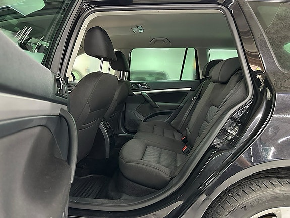 Skoda Octavia 7 of 9