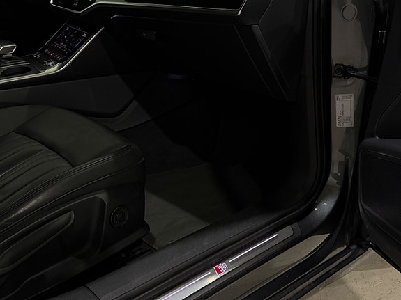 Audi A6 12 of 21