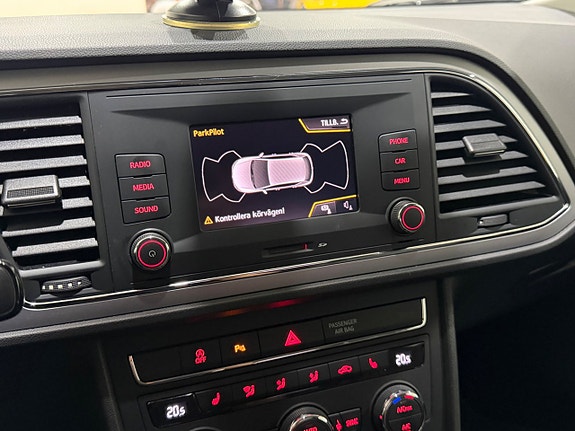 Seat Leon 13 of 15