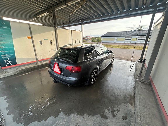Audi A4 3 of 7
