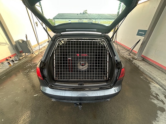 Audi A4 4 of 7