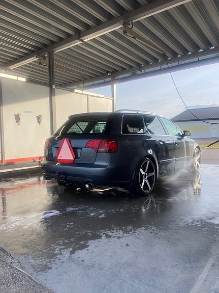 Audi A4 5 of 7