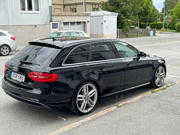 Audi A4 3 of 4