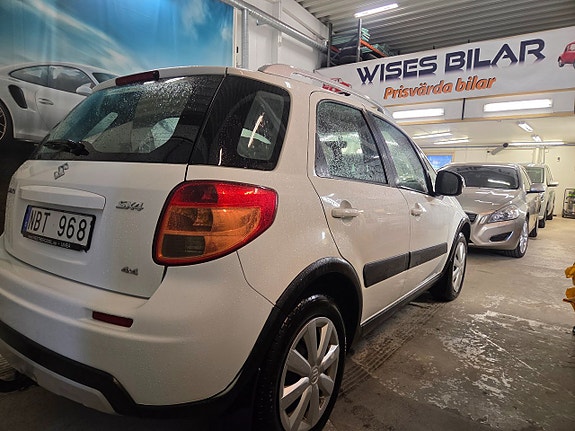 Suzuki SX4 7 of 21