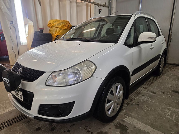 Suzuki SX4 3 of 21