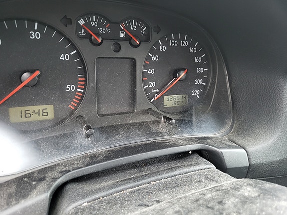 Volkswagen Golf IV 5 of 6