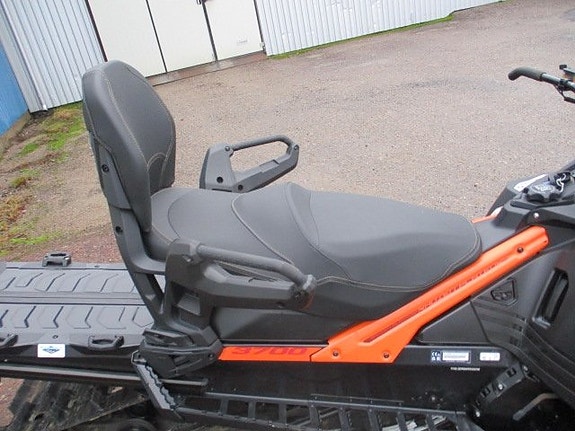 Lynx Xterrain STD 3700 600 EFI 3 of 5