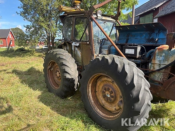 Traktor Ford County Super 4 5 of 6