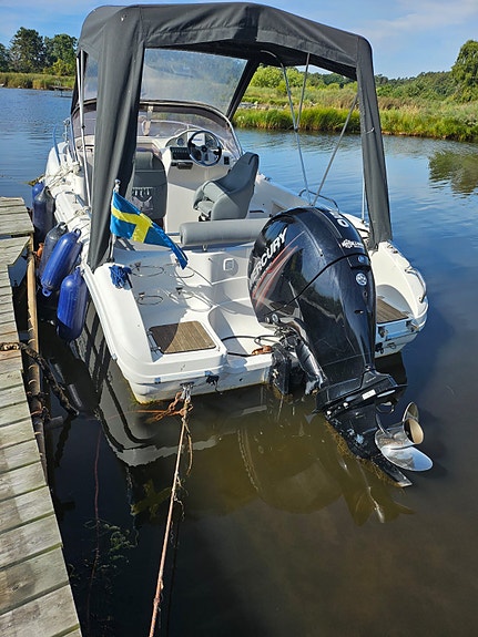 Atlantic Marine 650 – Mercury 150 hk -18 + trailer 6 of 6
