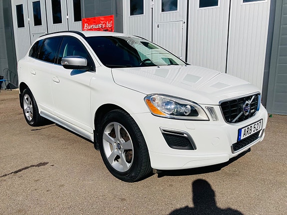 Volvo XC60 5 of 10