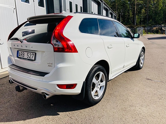 Volvo XC60 4 of 10