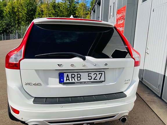 Volvo XC60 3 of 10