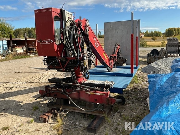 Timmerrede med kran på lastväxlarram V-kran V 6 of 6