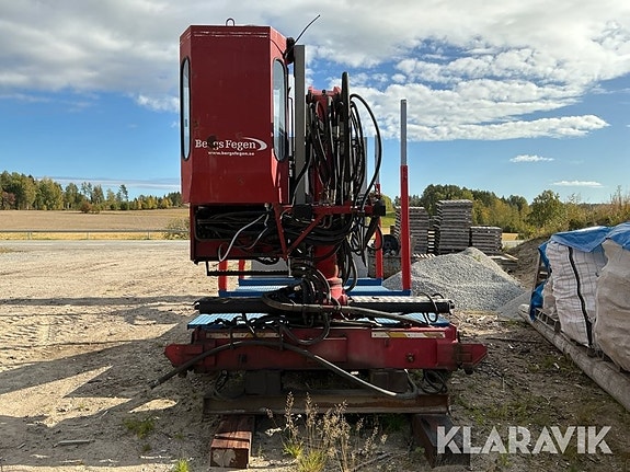 Timmerrede med kran på lastväxlarram V-kran V 5 of 6