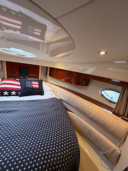 Fairline T40 med D6-310 i toppskick (42fot) 15 of 30