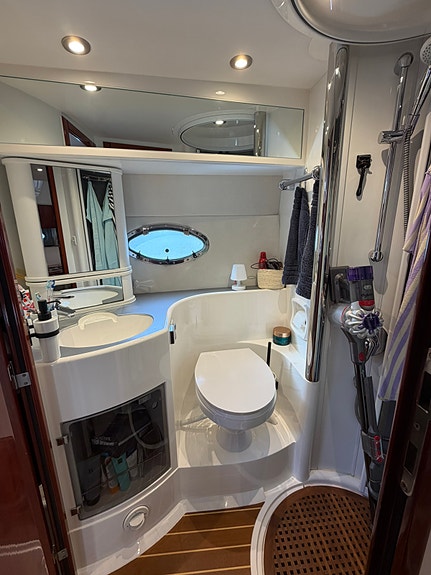 Fairline T40 med D6-310 i toppskick (42fot) 12 of 30