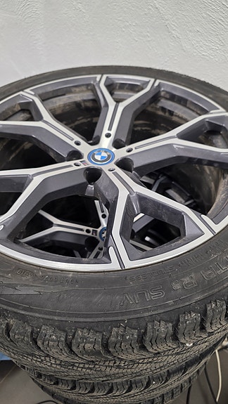 BMW X5 9 of 15