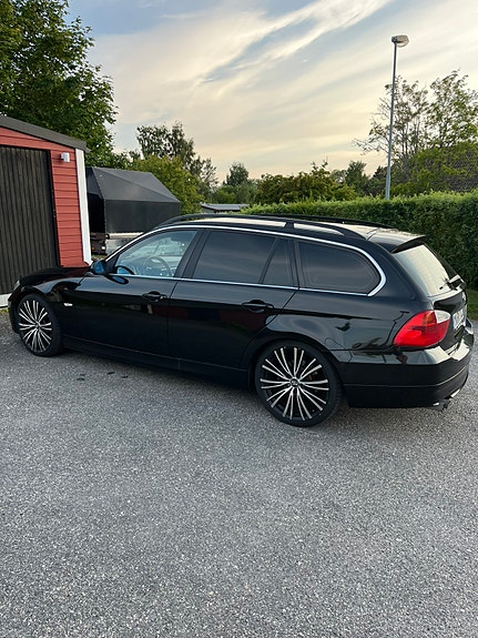 BMW 325i 4 of 9