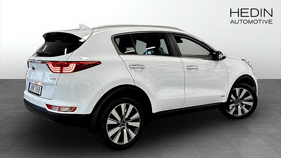 Kia Sportage 2 of 12