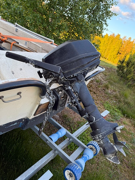 Motorbåt ca 4,5m 3 of 3