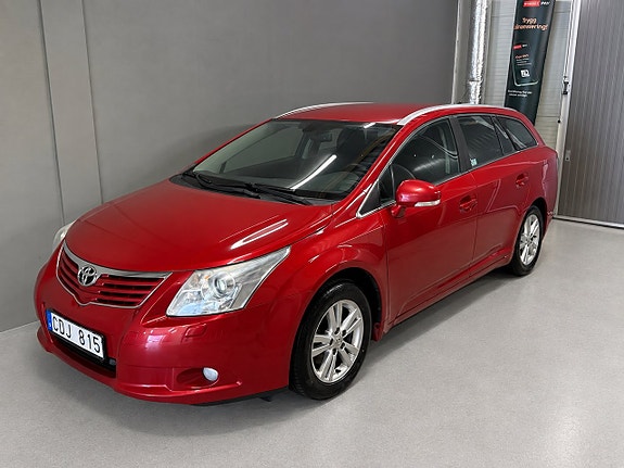 Toyota Avensis 5 of 13