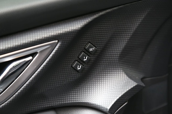 Subaru Forester 12 of 30