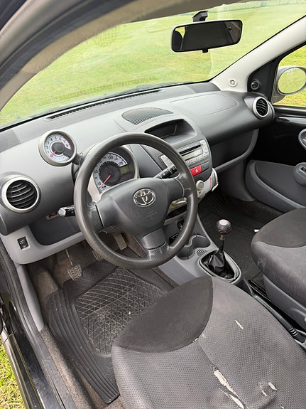 Toyota Aygo 5 of 5