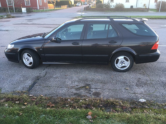 Saab 9-5 3 of 13