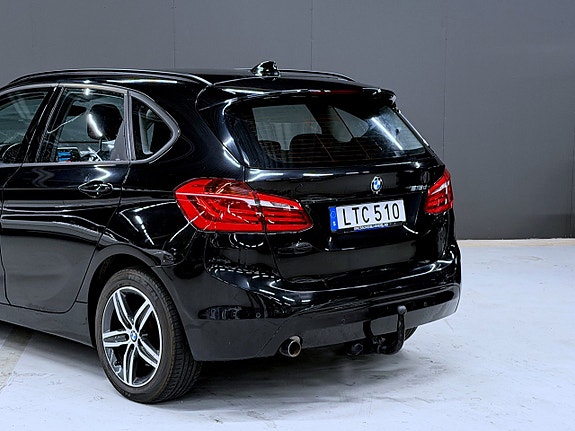 BMW 218d 10 of 13