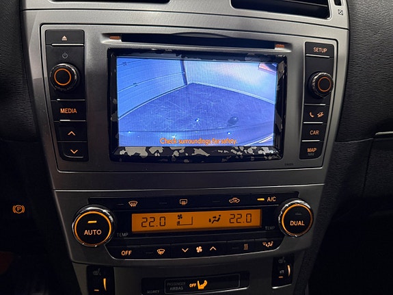 Toyota Avensis 10 of 12