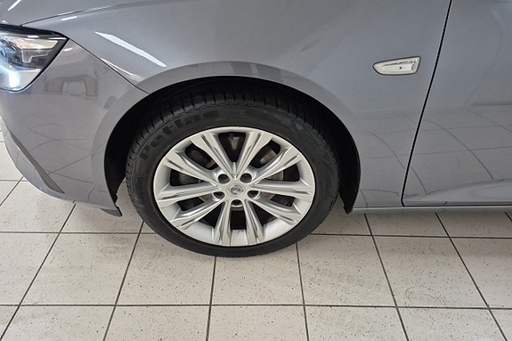Opel Insignia 10 of 10