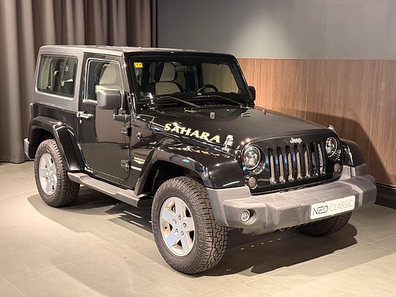 Jeep Wrangler 4 of 21