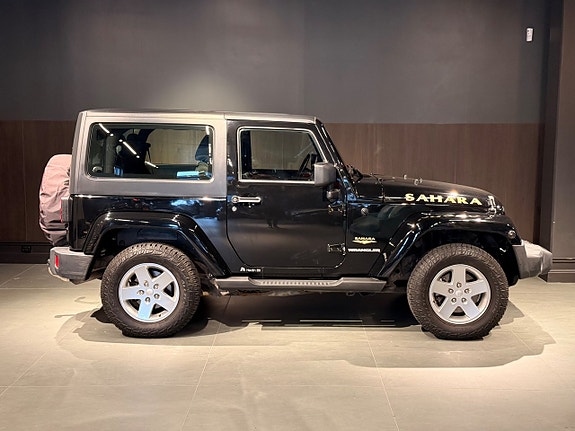 Jeep Wrangler 5 of 21