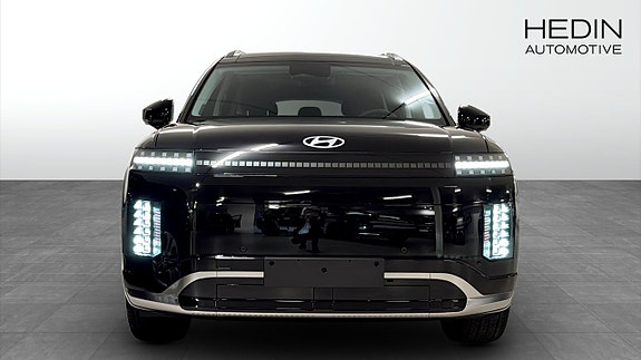 Hyundai Ioniq 9 8 of 13