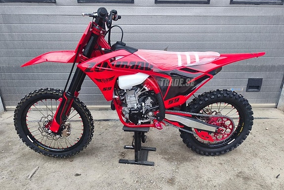 Zuumav MX250F 3 of 12