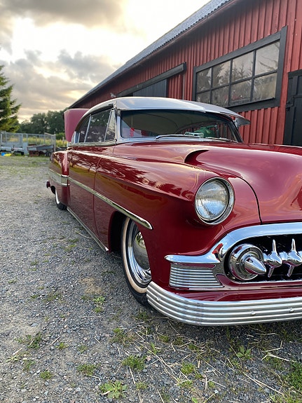 Chevrolet Bel Air 2 of 6