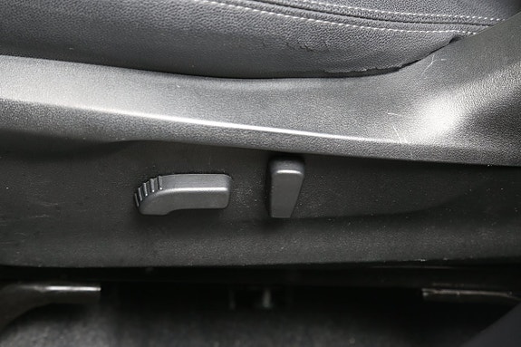 Subaru Forester 13 of 28